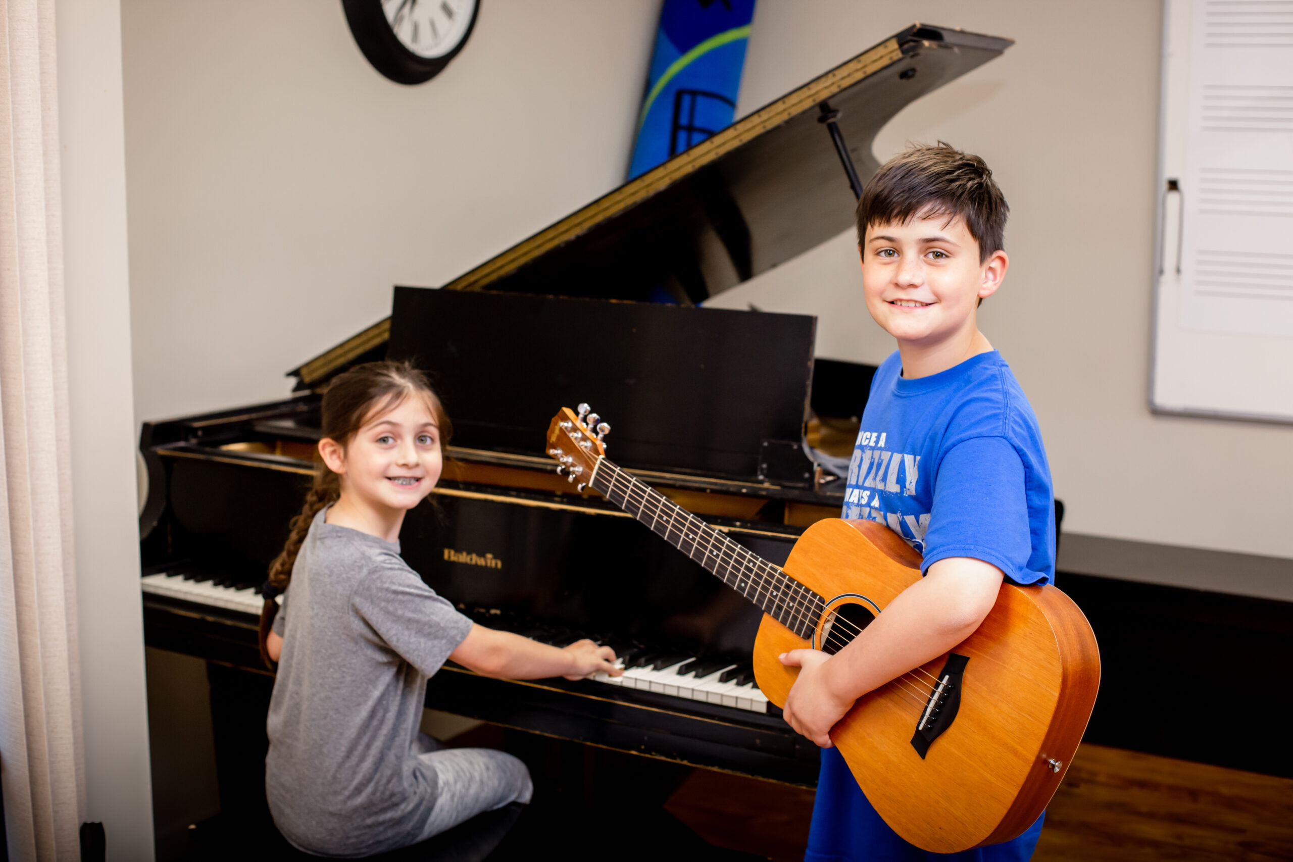 music lessons guitar lessons piano lesson voice lessons violin lesssons singing lessons drum lessons in st joseph mo near me toddler music art classes 55 scaled